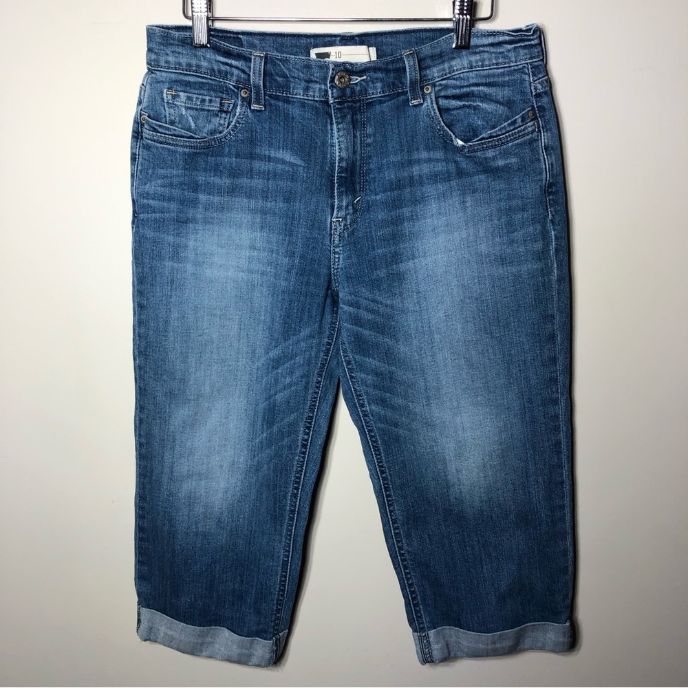 Levi’s Straight Crop Cuff Jeans